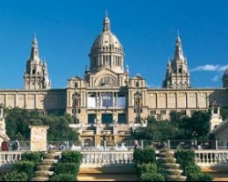  المتحف الوطني للفنون الكتالونية برشلونة 