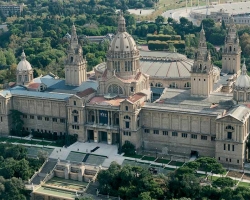  المتحف الوطني للفنون الكتالونية برشلونة 