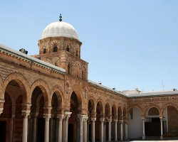  جامع الزيتونة فى تونس 