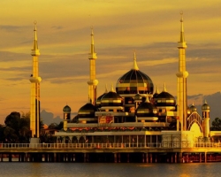  مسجد الكريستال فى ماليزيا 