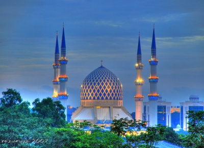  Sultan Salahuddin Abdul Aziz Mosque 