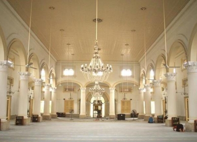  مسجد السلطان أبو بكر 