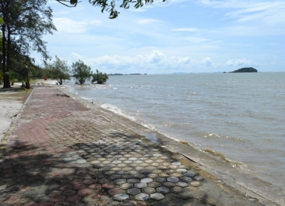  شاطئ تانجونج بيندام 