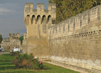  جدران أفينيون 