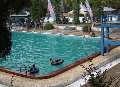  حمام سباحة باتيمون 
