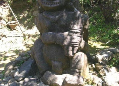 تمثال كوندروجيني