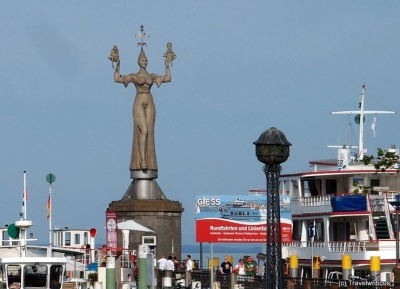  تمثال إمبيريا 