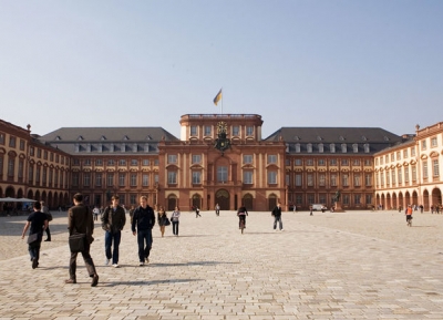 قصر مانهايم الباروكى