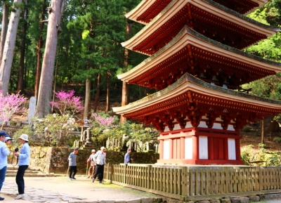  معبد مورو جي (نيونين كويا) 