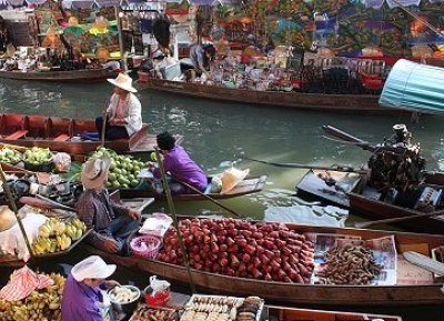  سوق بانغنوي العائم 
