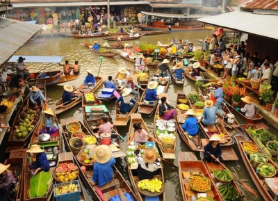  سوق دامنون السادواك العائم 