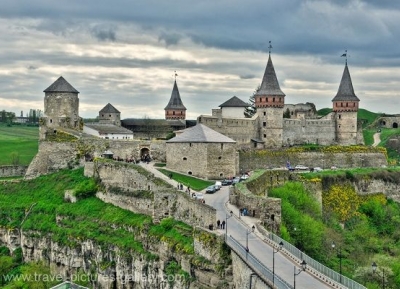 قلعة كاميانيتس بوديلسكيي