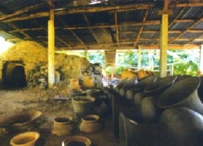 قرية خونغ سوان لصناعة الفخار