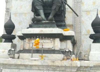  نصب الملك راما الثالث التذكاري 