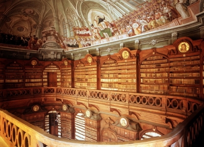  مكتبة لايسيوم 