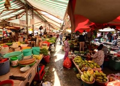  سوق لاو 