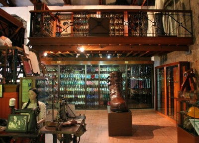  متحف ماريكينا للأحذية  