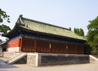 مذبح شيانونغ ومتحف بكين للعمارة القديمة