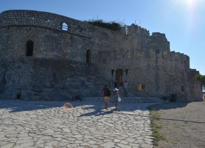 قلعة أكرونفبليا