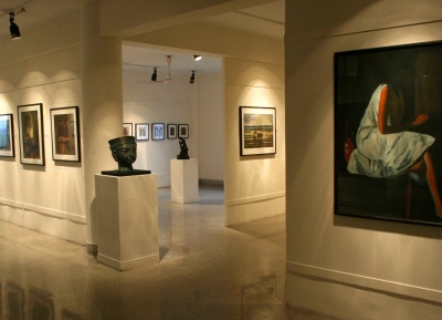 معرض أكاديمية بيرلا للفن والثقافة