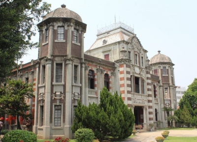  متحف لوكانغ للفنون الشعبية 