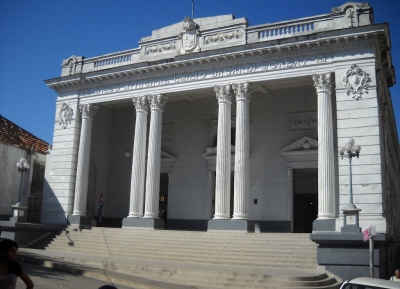  متحف البلدية إيميليو باكاردي مورو 