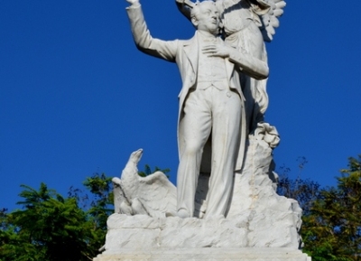  تمثال أنطونيو ماسيو 