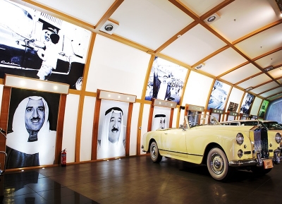  متحف السيارات التاريخية والقديمة التقليدية 