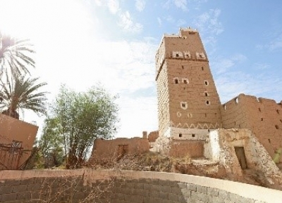 قرية آل منجم التراثية