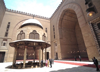  مسجد ومدرسة السلطان حسن 