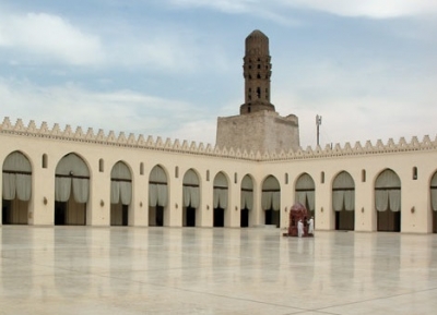  مسجد الحاكم 