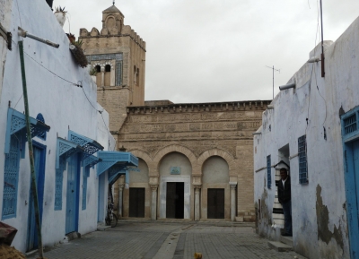 مسجد الأبواب الثلاثة