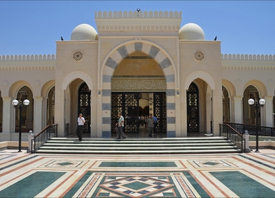  مسجد الشريف الحسين بن علي 