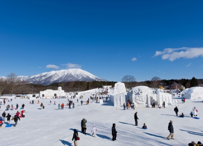 مهرجان ايواتي الجليدي