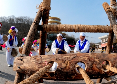  مهرجان سامتشوك جيونجول دايبوروم 