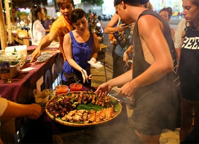  مهرجان موي ني طعام الشارع 
