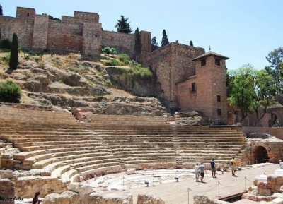 زيارة المسرح الرومانى