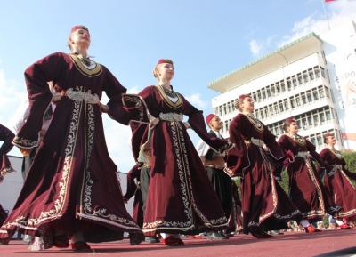 مهرجان الرقص الشعبى لدول البلقان