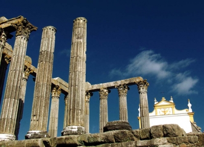 معبد ايفورا الرومانى