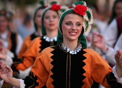  مهرجان البلقان للفنون الشعبية 