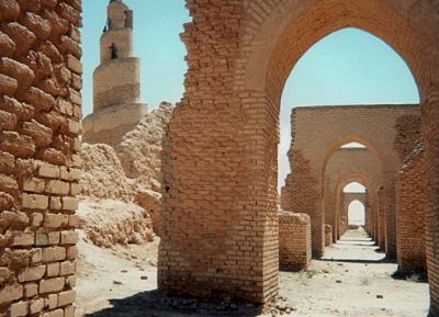  مسجد ابو دولاف 