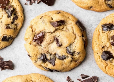  Chocolate Chip Cookies 